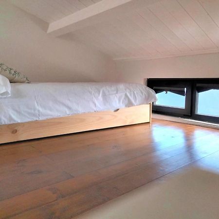Vila Marina. Casa Marinera Con Terraza Sobre El Mar En Caion Cayón Стая снимка