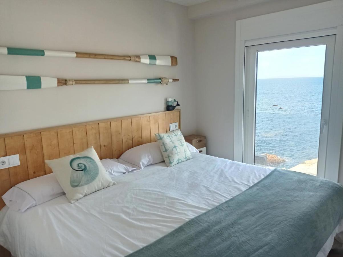 Vila Marina. Casa Marinera Con Terraza Sobre El Mar En Caion Cayón Екстериор снимка