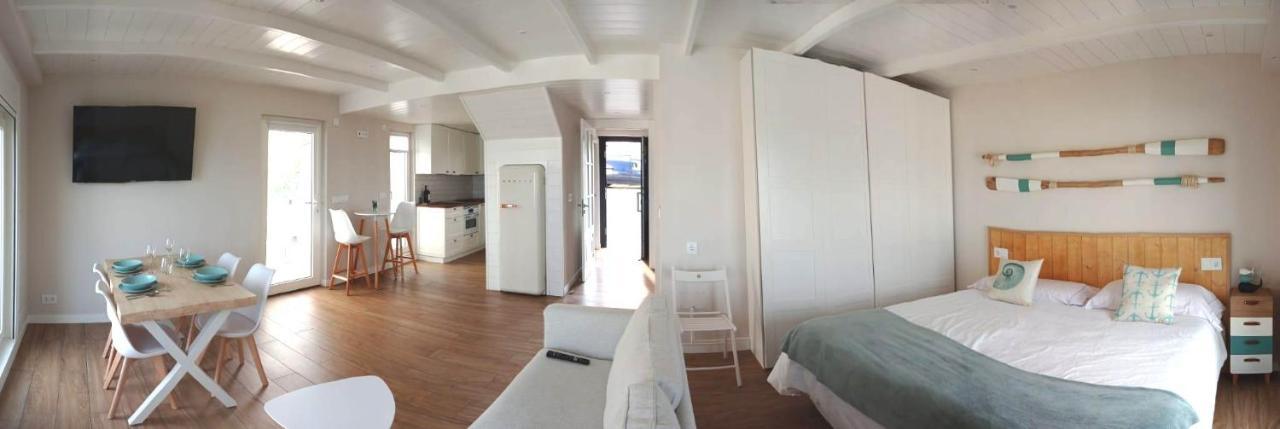Vila Marina. Casa Marinera Con Terraza Sobre El Mar En Caion Cayón Екстериор снимка