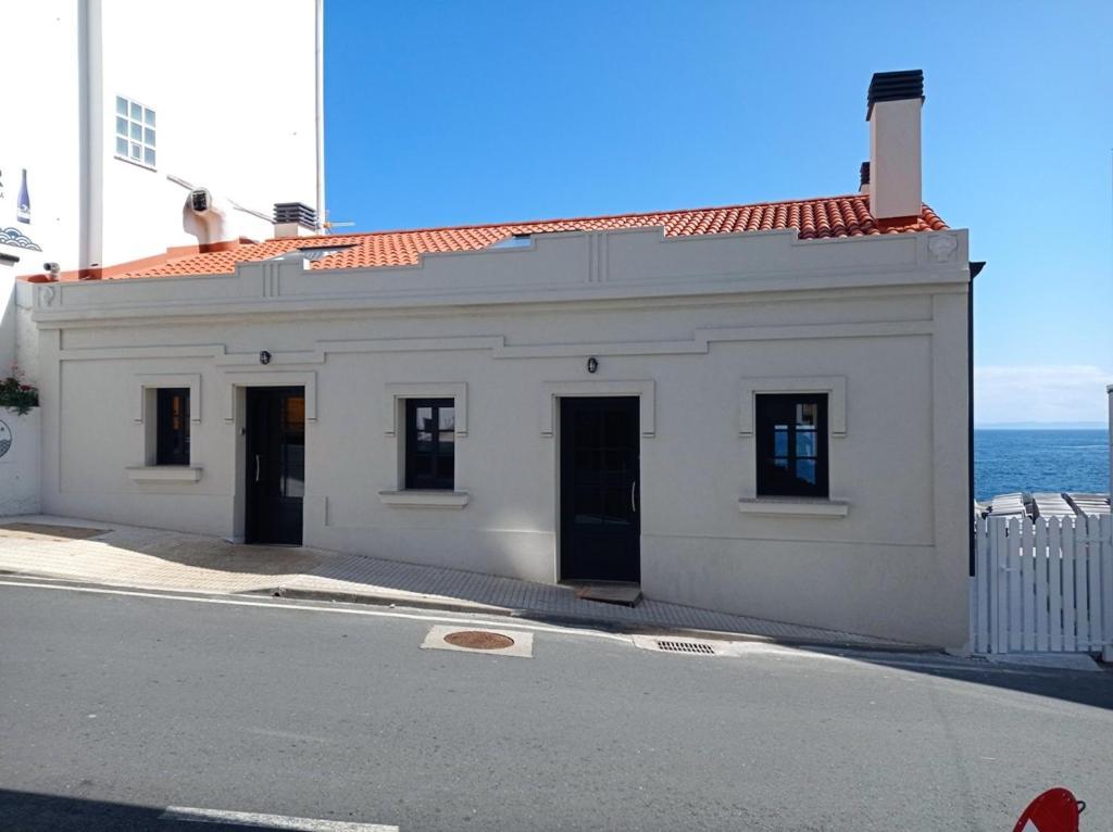 Vila Marina. Casa Marinera Con Terraza Sobre El Mar En Caion Cayón Екстериор снимка